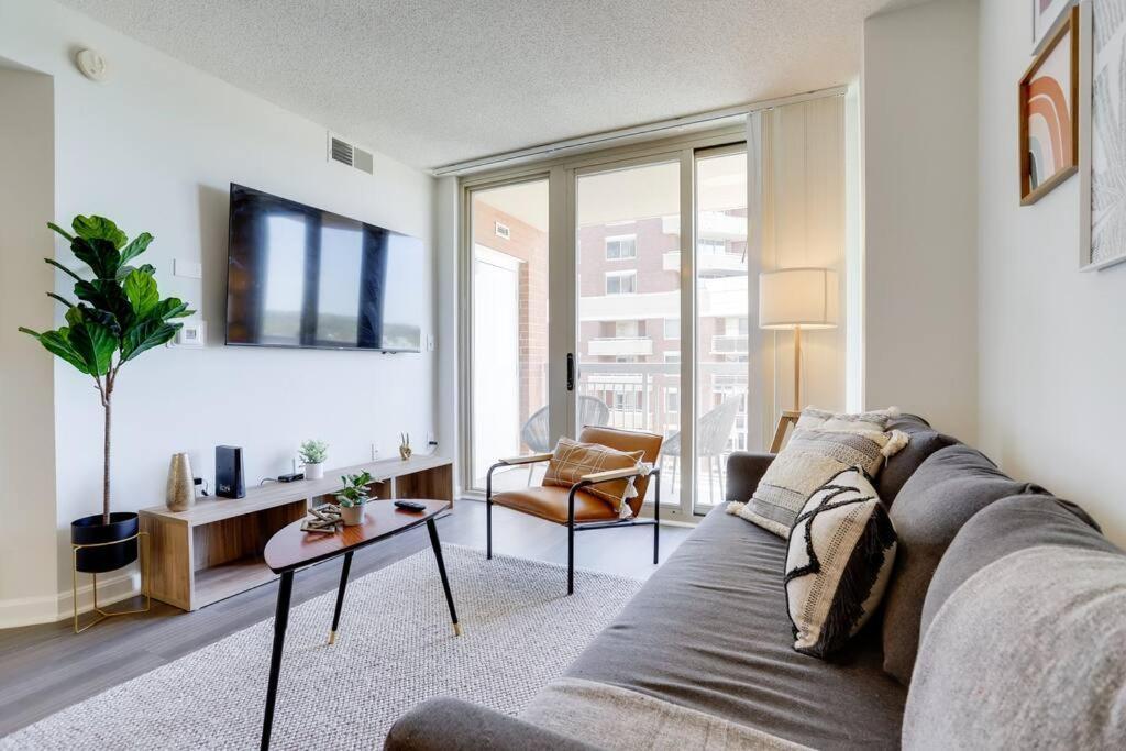 Bright Apartment Walk To Ballston Metro Arlington Extérieur photo